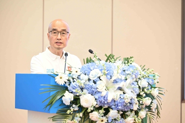 董事长.jpg